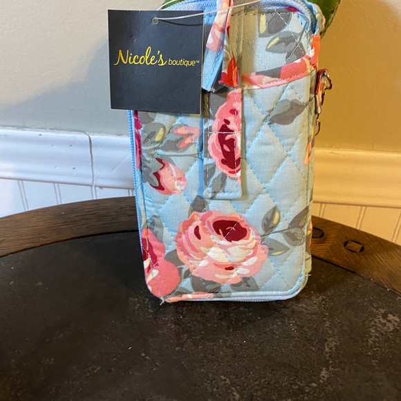 Wristlet - Picture 2 of 5